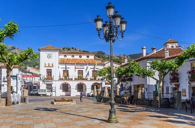 Apartamento Rural In&Ma-La Vida Es Hoy Grazalema Luaran gambar